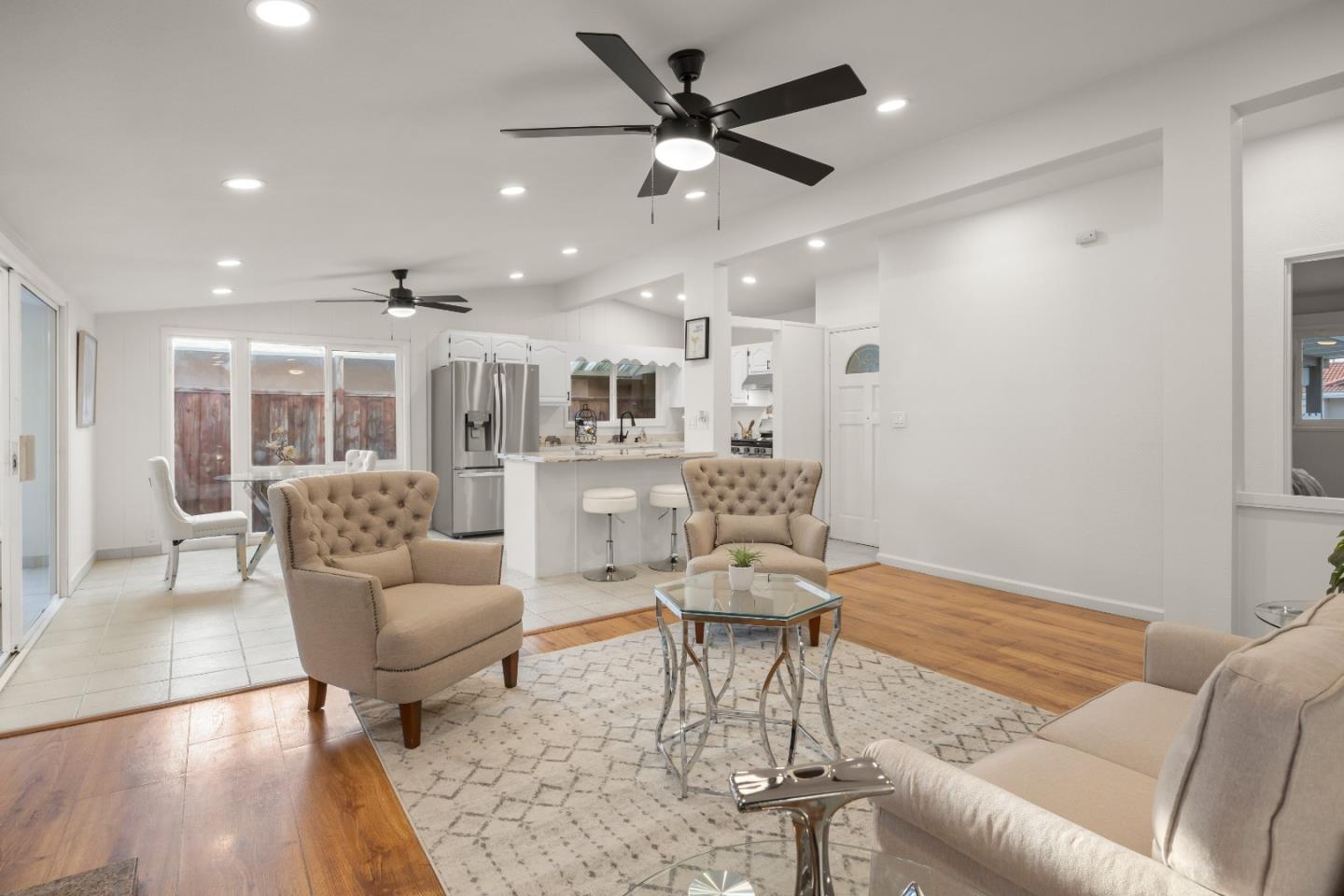 Detail Gallery Image 17 of 65 For 3332 Pepper Tree Ln, San Jose,  CA 95127 - 3 Beds | 1/1 Baths