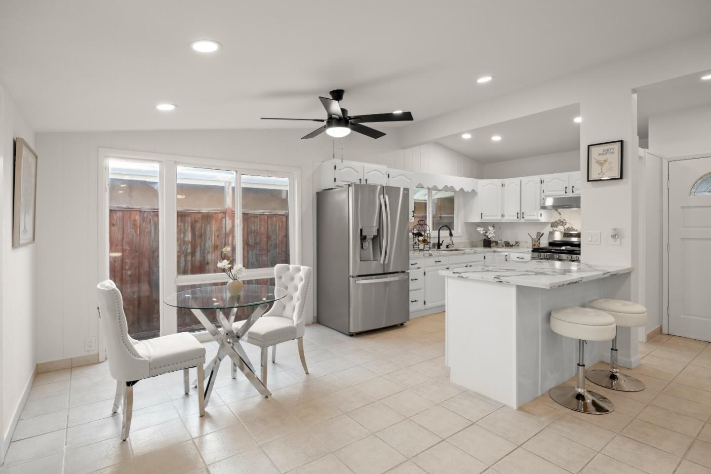 Detail Gallery Image 2 of 65 For 3332 Pepper Tree Ln, San Jose,  CA 95127 - 3 Beds | 1/1 Baths