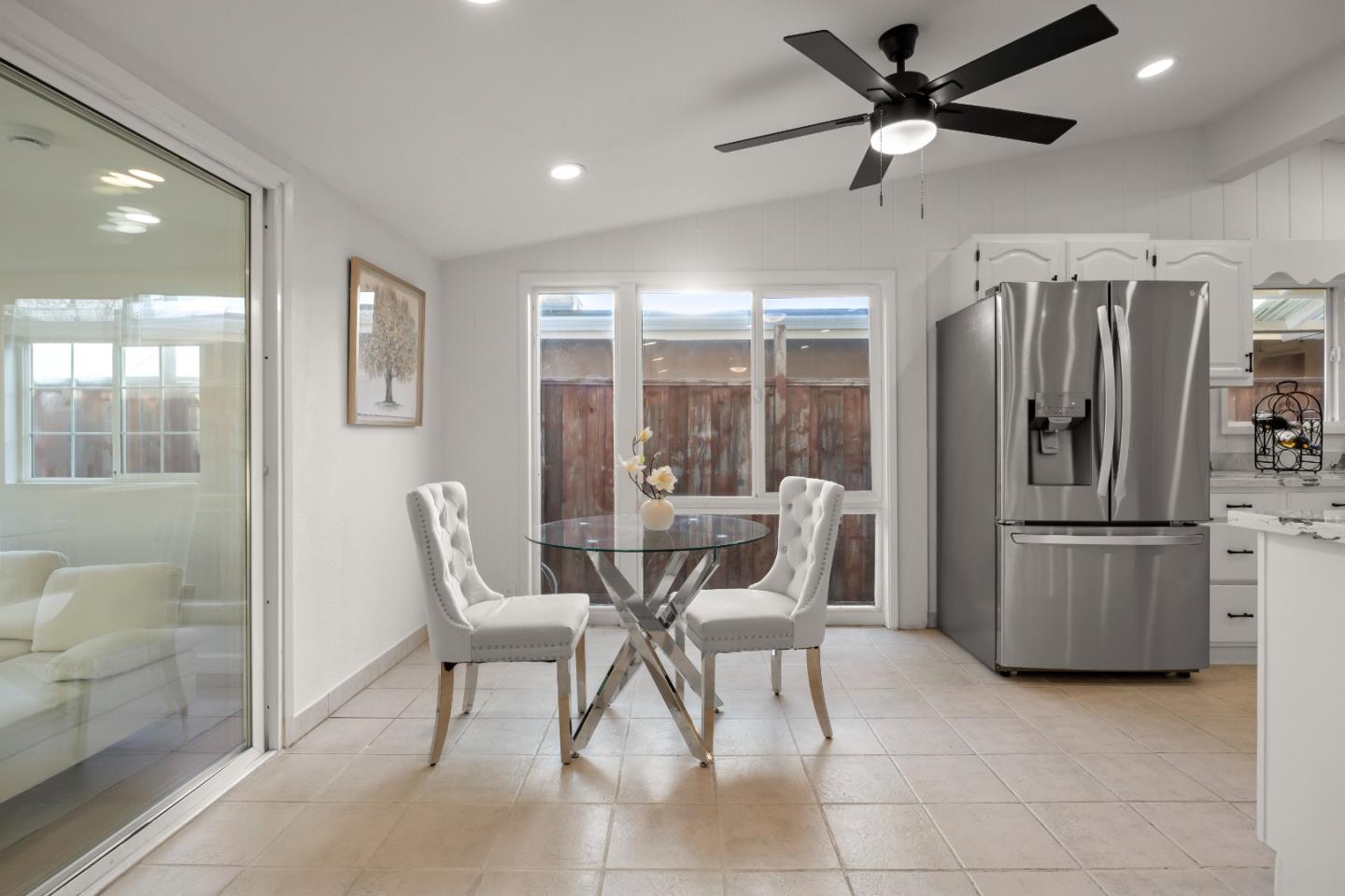 Detail Gallery Image 3 of 65 For 3332 Pepper Tree Ln, San Jose,  CA 95127 - 3 Beds | 1/1 Baths