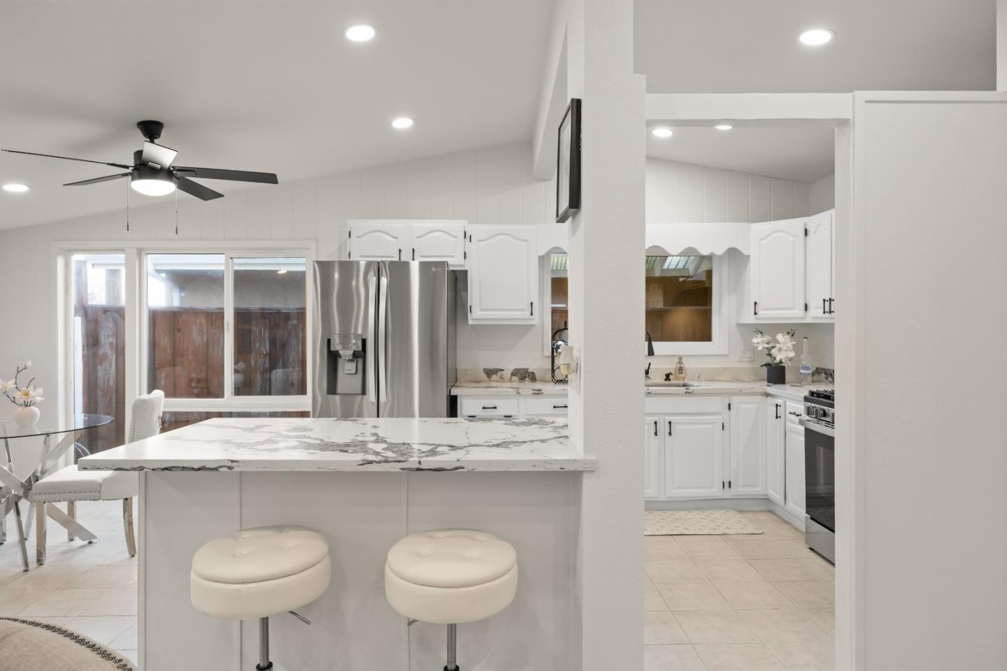 Detail Gallery Image 8 of 65 For 3332 Pepper Tree Ln, San Jose,  CA 95127 - 3 Beds | 1/1 Baths