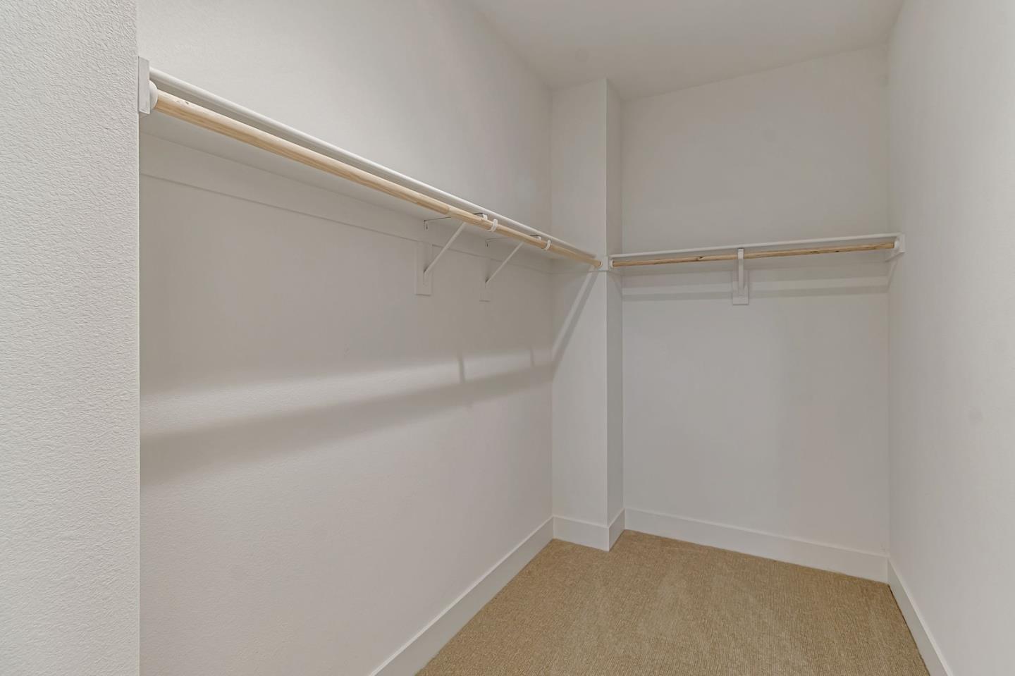 Detail Gallery Image 17 of 25 For 1115 Juana Ct, Palo Alto,  CA 94303 - 3 Beds | 3/1 Baths