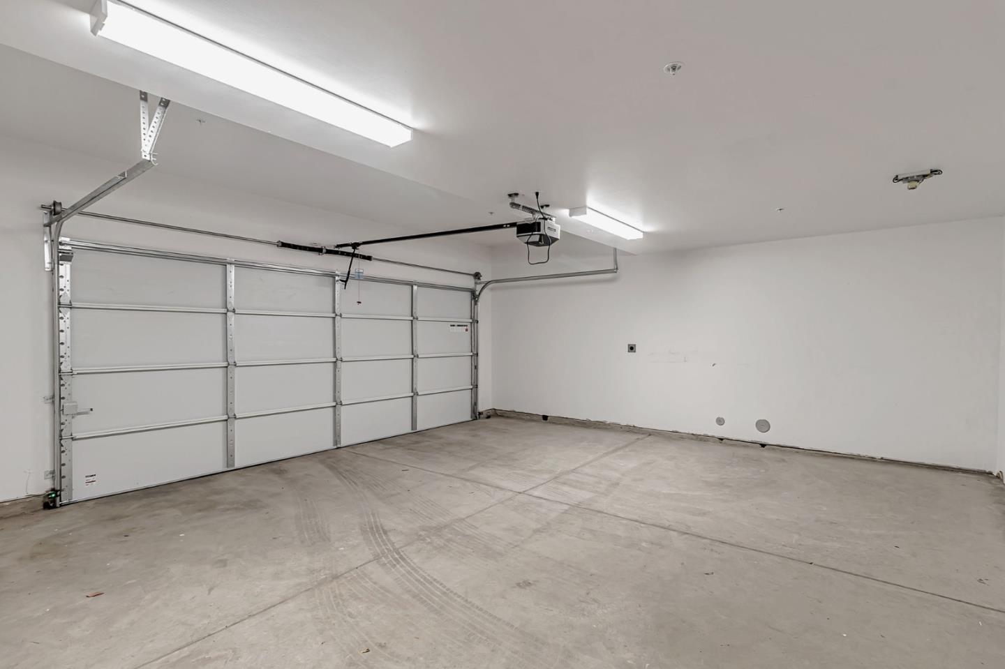 Detail Gallery Image 23 of 25 For 1115 Juana Ct, Palo Alto,  CA 94303 - 3 Beds | 3/1 Baths