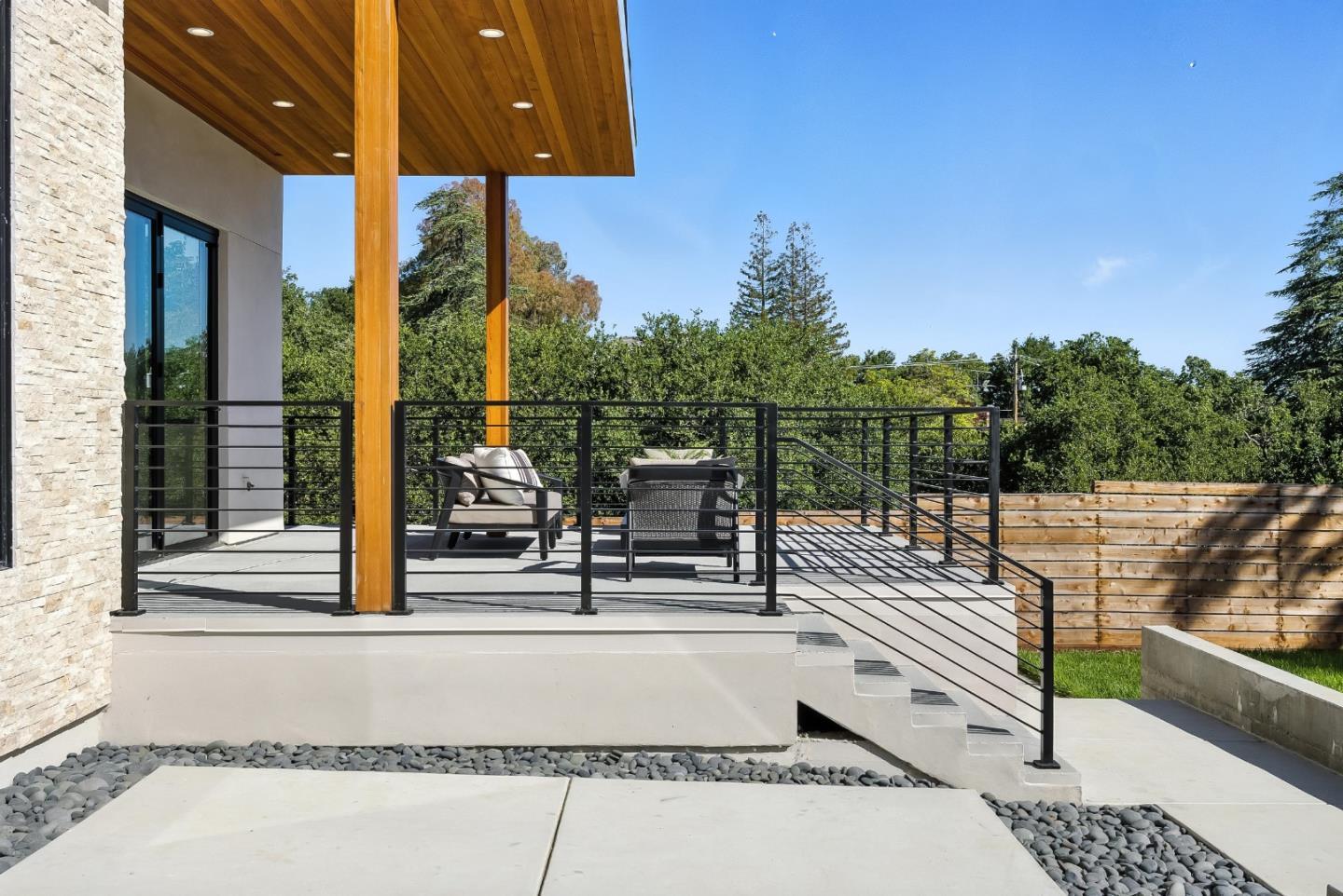 Detail Gallery Image 21 of 62 For 1127 Hillslope Pl, Los Altos,  CA 94024 - 6 Beds | 5/2 Baths