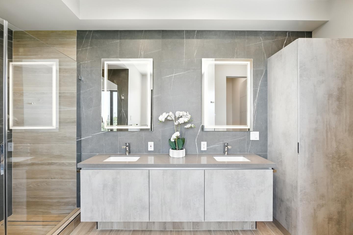 Detail Gallery Image 34 of 62 For 1127 Hillslope Pl, Los Altos,  CA 94024 - 6 Beds | 5/2 Baths