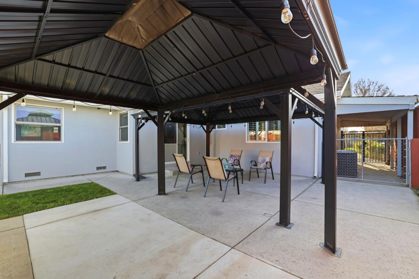 Detail Gallery Image 33 of 40 For 11978 Duncan St, San Jose,  CA 95127 - 3 Beds | 3 Baths