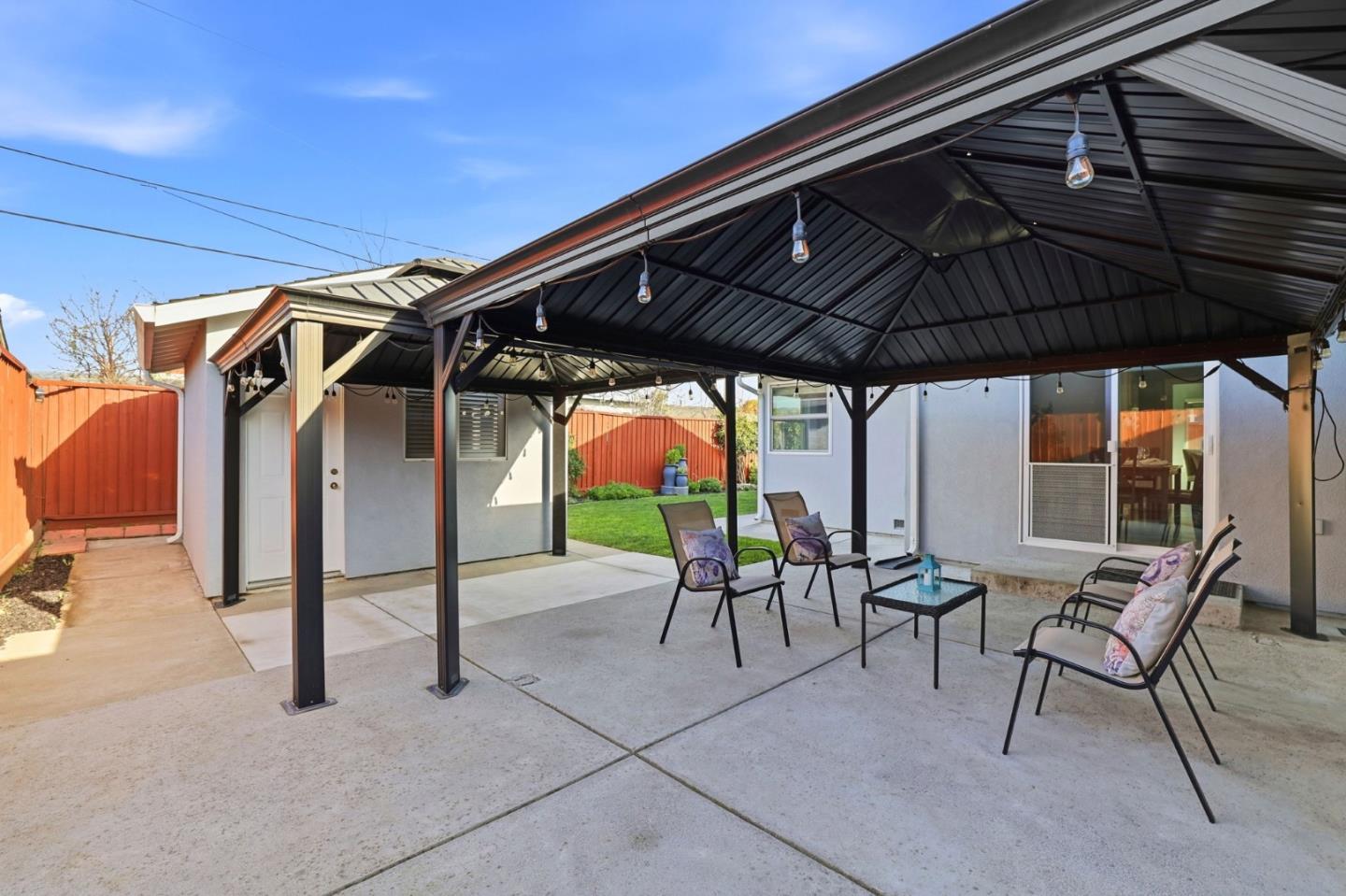 Detail Gallery Image 35 of 40 For 11978 Duncan St, San Jose,  CA 95127 - 3 Beds | 3 Baths