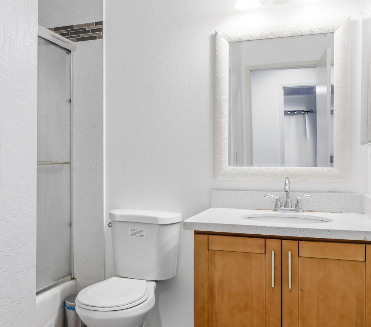 Detail Gallery Image 16 of 22 For 1127 Spiro Dr, San Jose,  CA 95116 - 3 Beds | 2 Baths