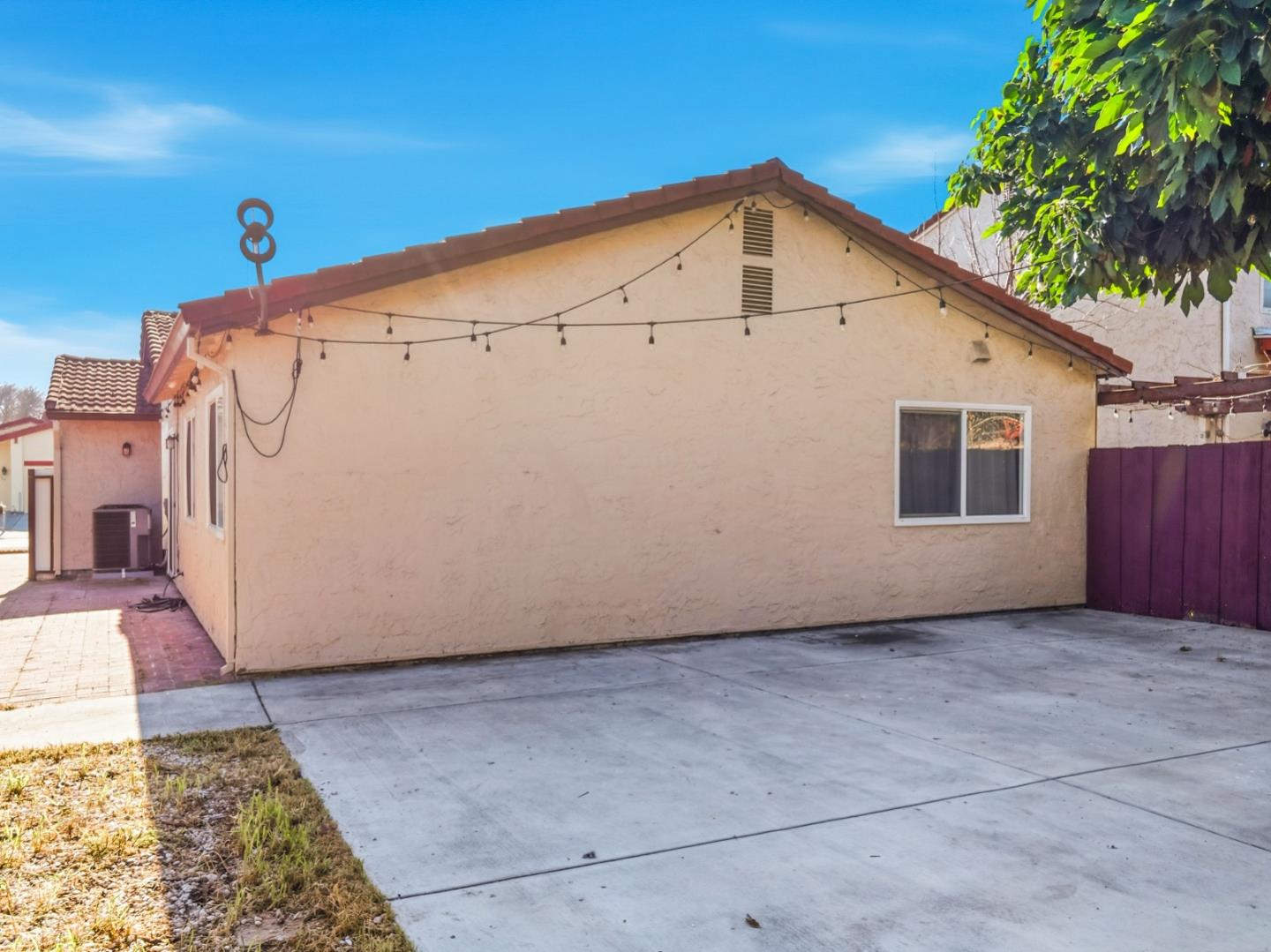 Detail Gallery Image 20 of 22 For 1127 Spiro Dr, San Jose,  CA 95116 - 3 Beds | 2 Baths