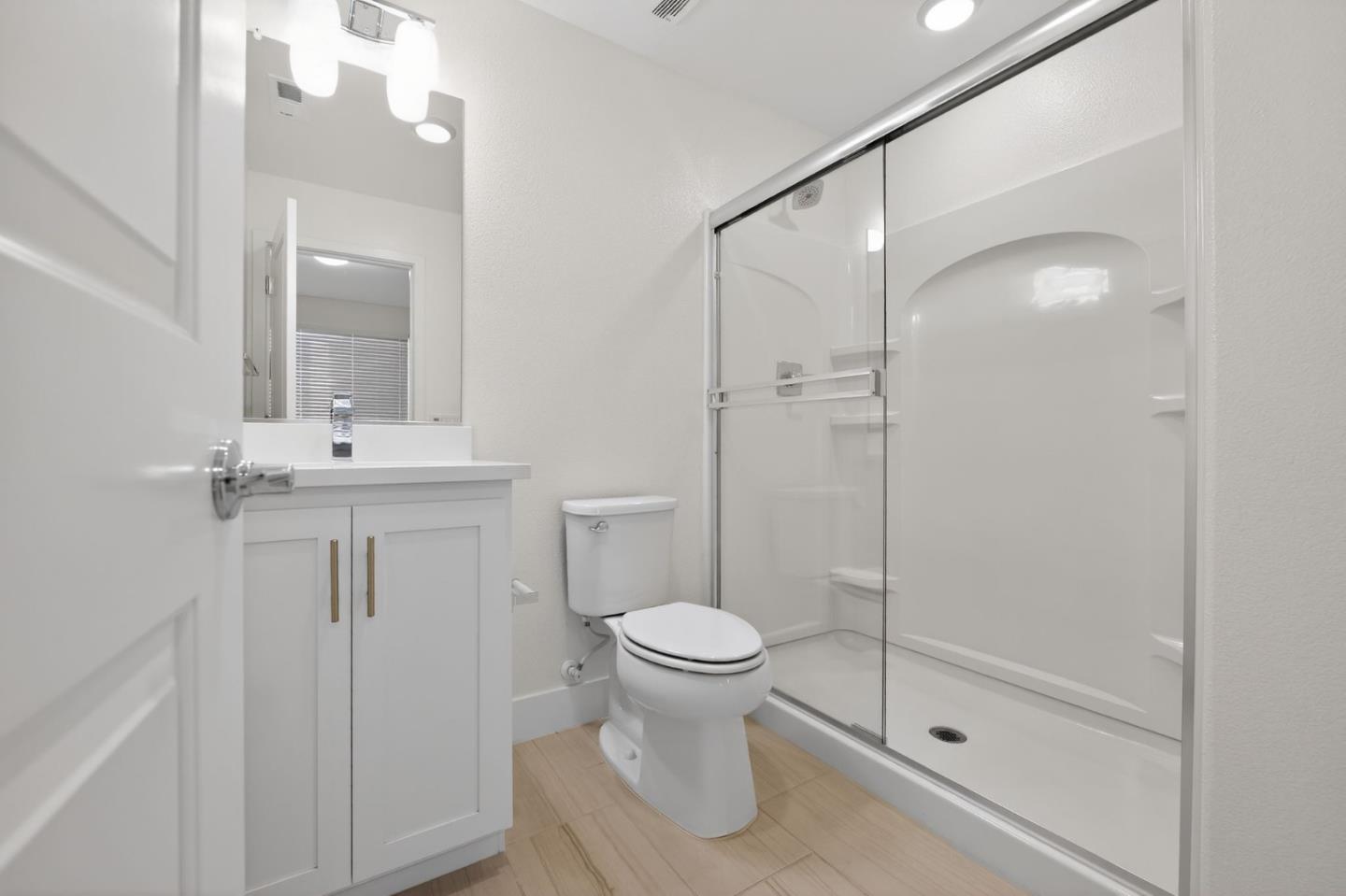 Detail Gallery Image 31 of 37 For 392 Line St, Hayward,  CA 94544 - 4 Beds | 3/1 Baths