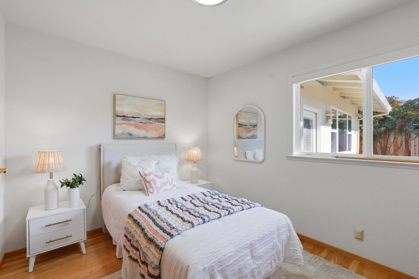 Detail Gallery Image 12 of 28 For 4792 Englewood Dr, San Jose,  CA 95129 - 4 Beds | 3 Baths