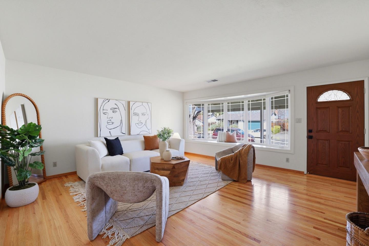 Detail Gallery Image 4 of 28 For 4792 Englewood Dr, San Jose,  CA 95129 - 4 Beds | 3 Baths