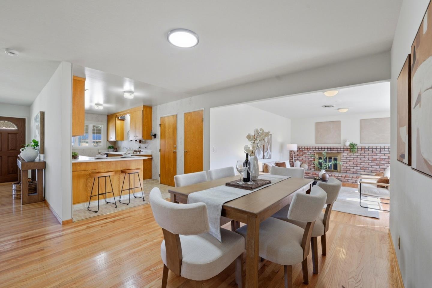 Detail Gallery Image 9 of 28 For 4792 Englewood Dr, San Jose,  CA 95129 - 4 Beds | 3 Baths