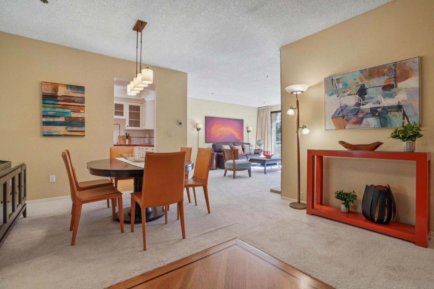 Detail Gallery Image 13 of 30 For 525 Almer Rd #106,  Burlingame,  CA 94010 - 2 Beds | 2 Baths