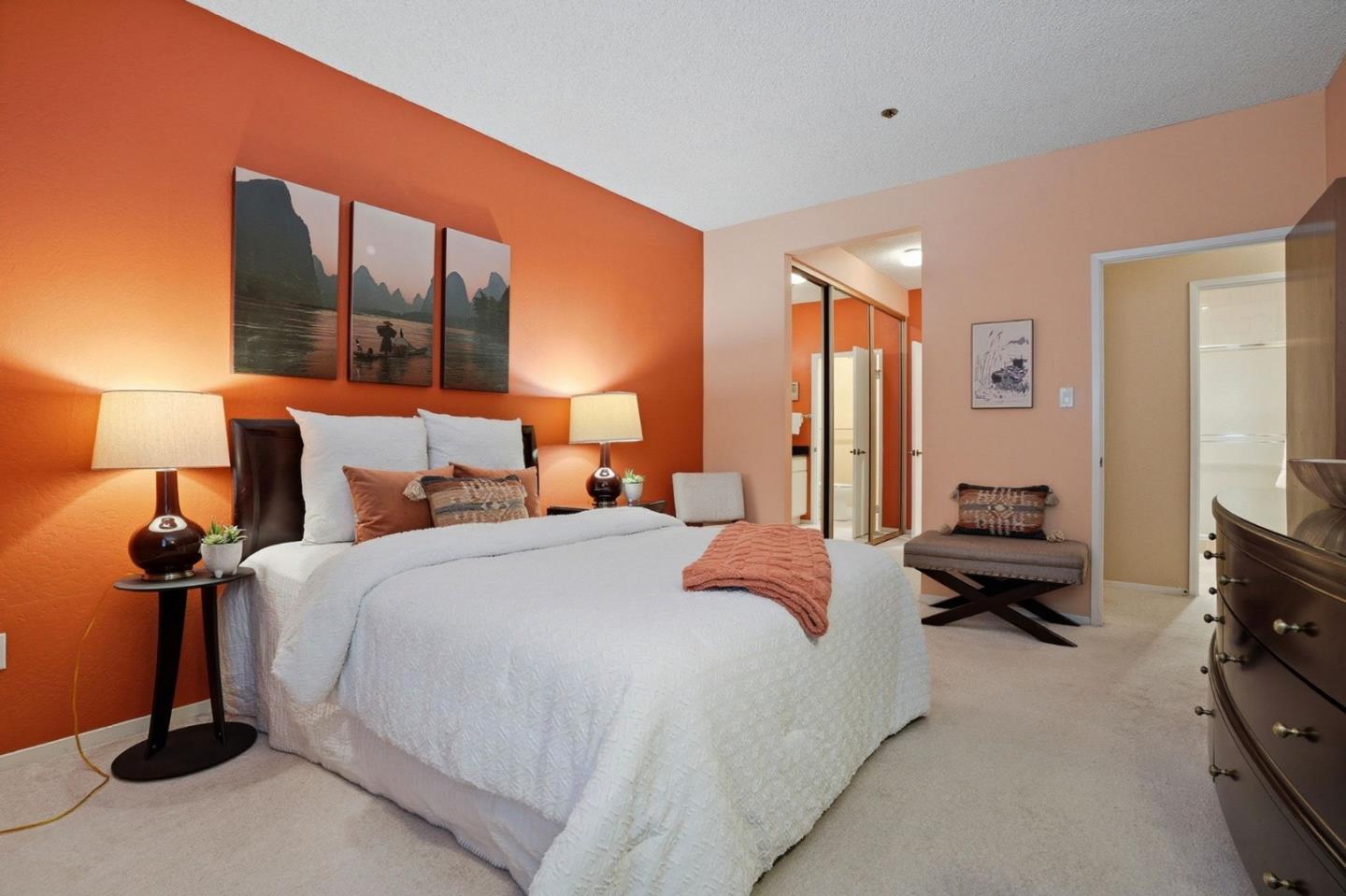 Detail Gallery Image 16 of 30 For 525 Almer Rd #106,  Burlingame,  CA 94010 - 2 Beds | 2 Baths