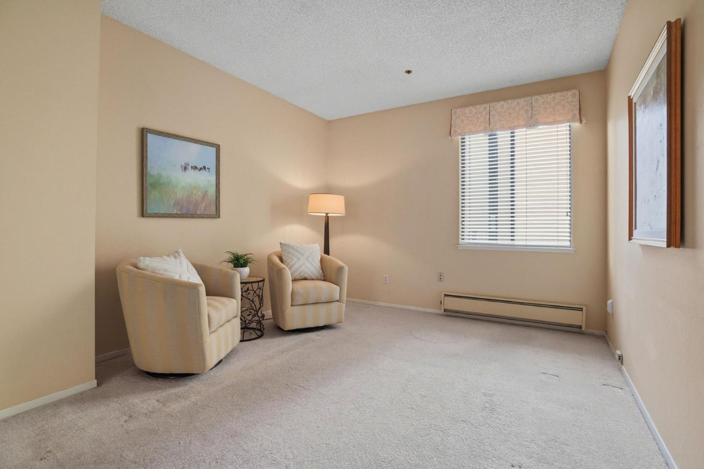 Detail Gallery Image 19 of 30 For 525 Almer Rd #106,  Burlingame,  CA 94010 - 2 Beds | 2 Baths