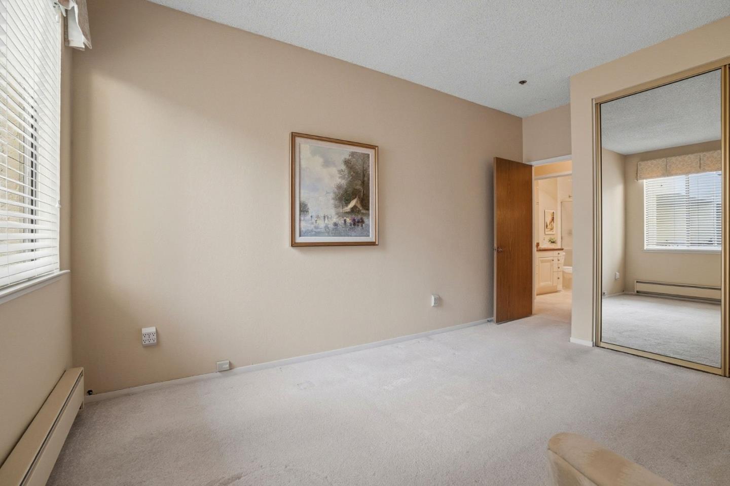 Detail Gallery Image 20 of 30 For 525 Almer Rd #106,  Burlingame,  CA 94010 - 2 Beds | 2 Baths