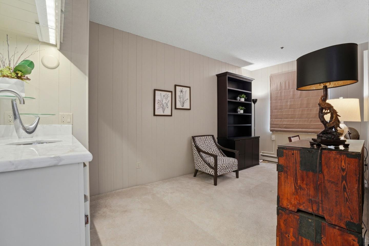 Detail Gallery Image 22 of 30 For 525 Almer Rd #106,  Burlingame,  CA 94010 - 2 Beds | 2 Baths