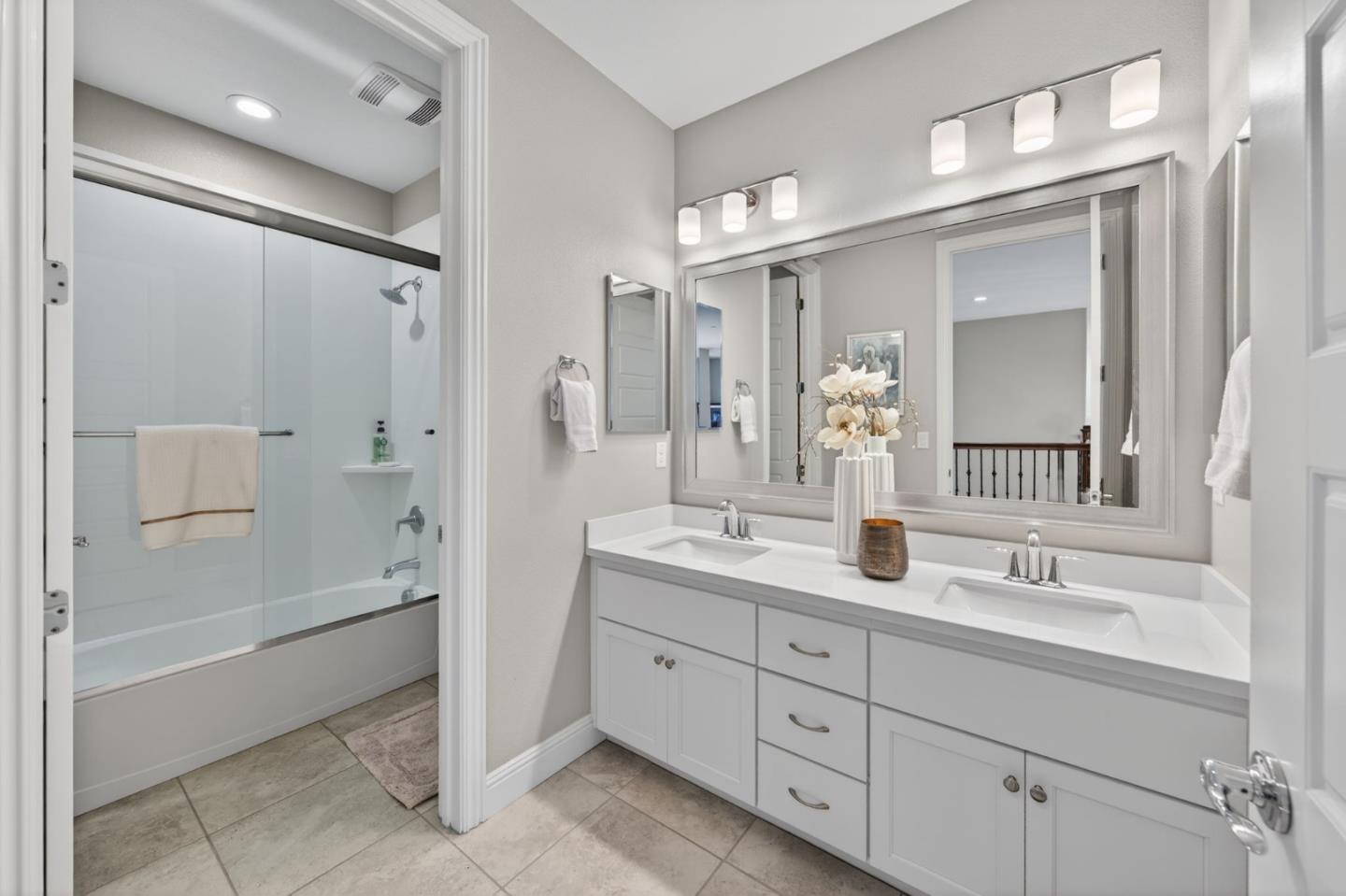 Detail Gallery Image 37 of 59 For 18675 Corte Paterna, Morgan Hill,  CA 95037 - 4 Beds | 3/1 Baths