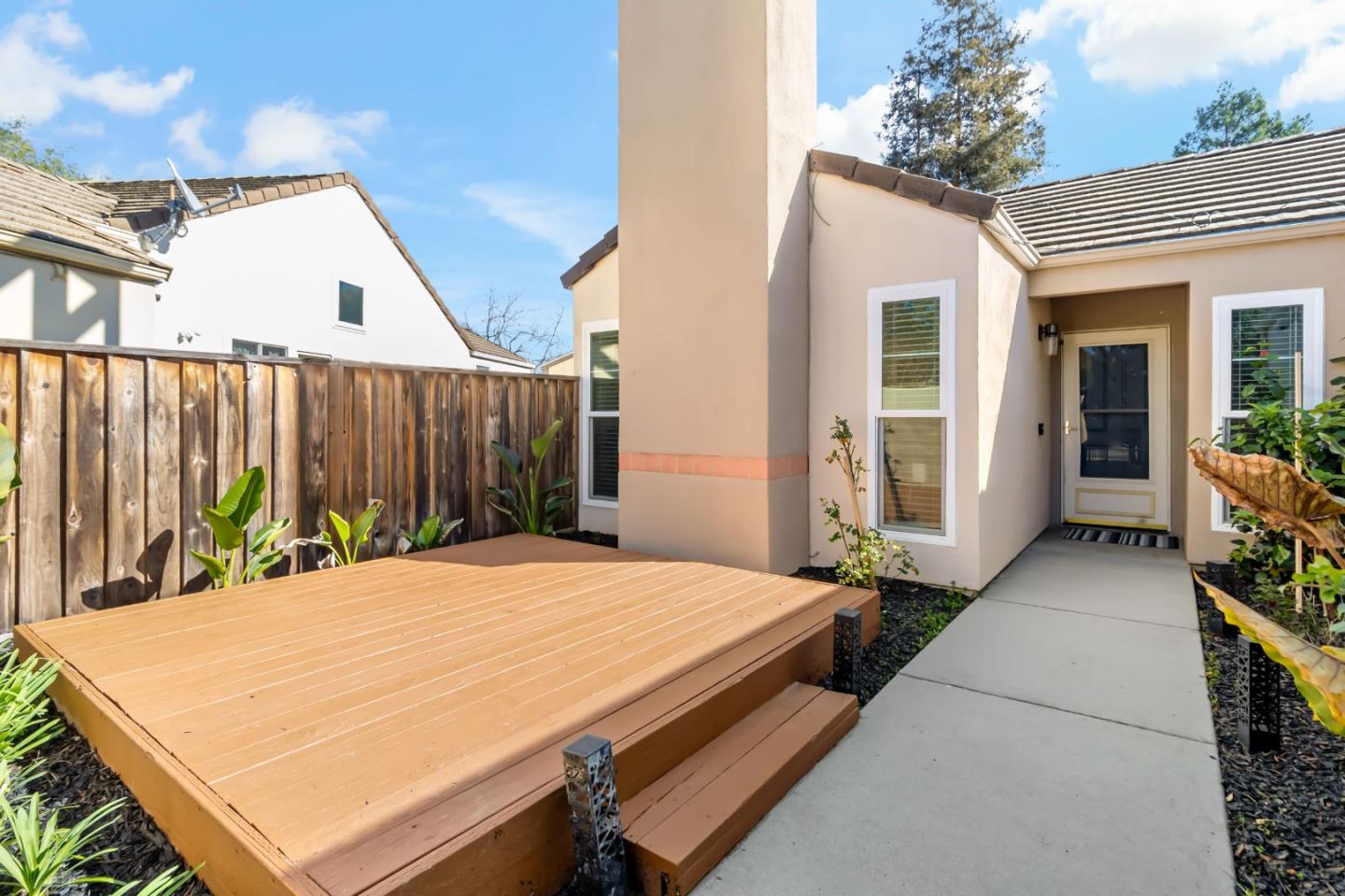 Detail Gallery Image 10 of 59 For 1315 Kelly Park Cir, Morgan Hill,  CA 95037 - 3 Beds | 2 Baths