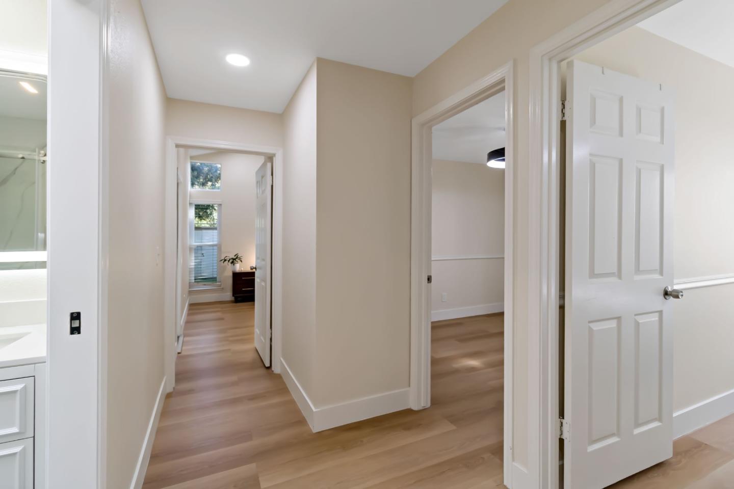 Detail Gallery Image 27 of 59 For 1315 Kelly Park Cir, Morgan Hill,  CA 95037 - 3 Beds | 2 Baths