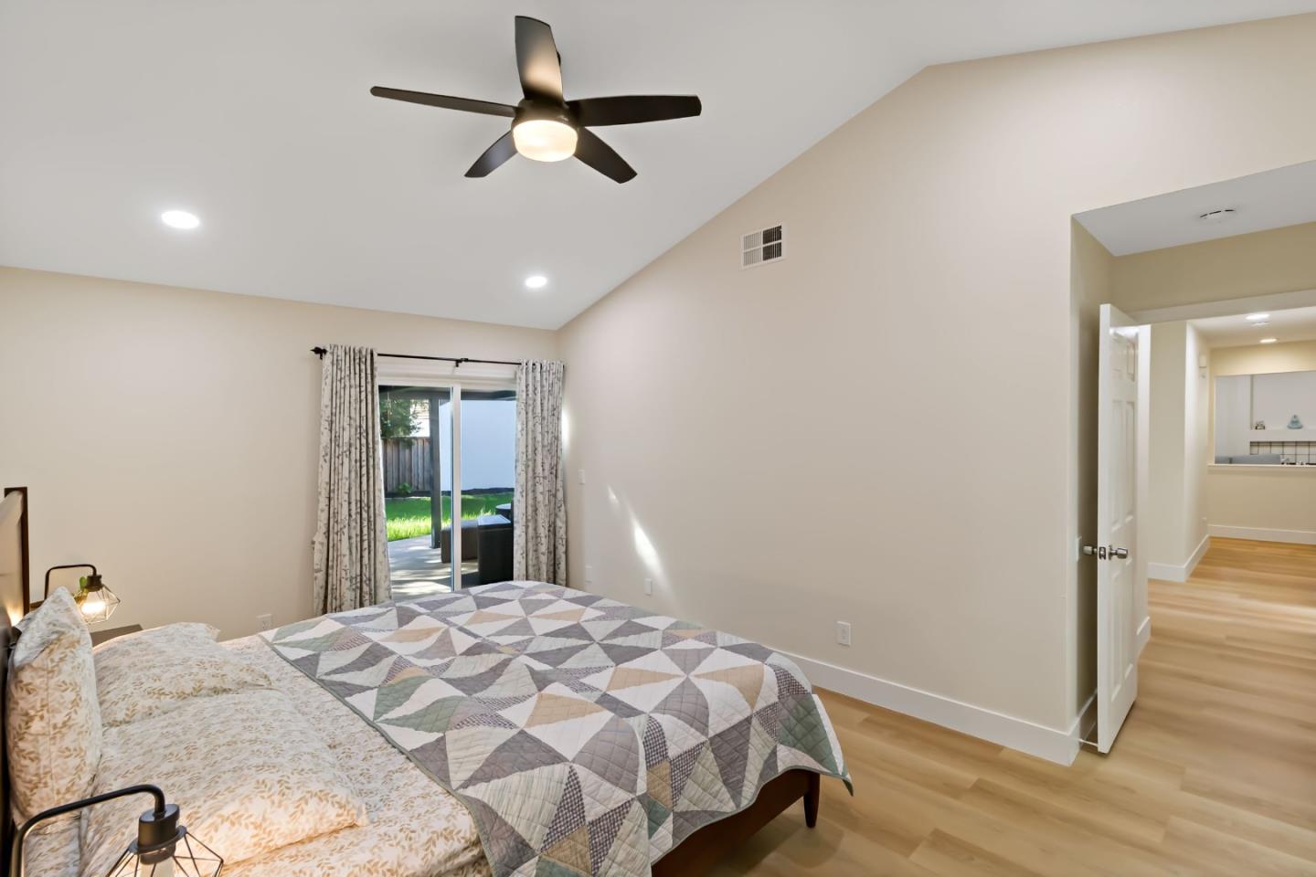 Detail Gallery Image 28 of 59 For 1315 Kelly Park Cir, Morgan Hill,  CA 95037 - 3 Beds | 2 Baths