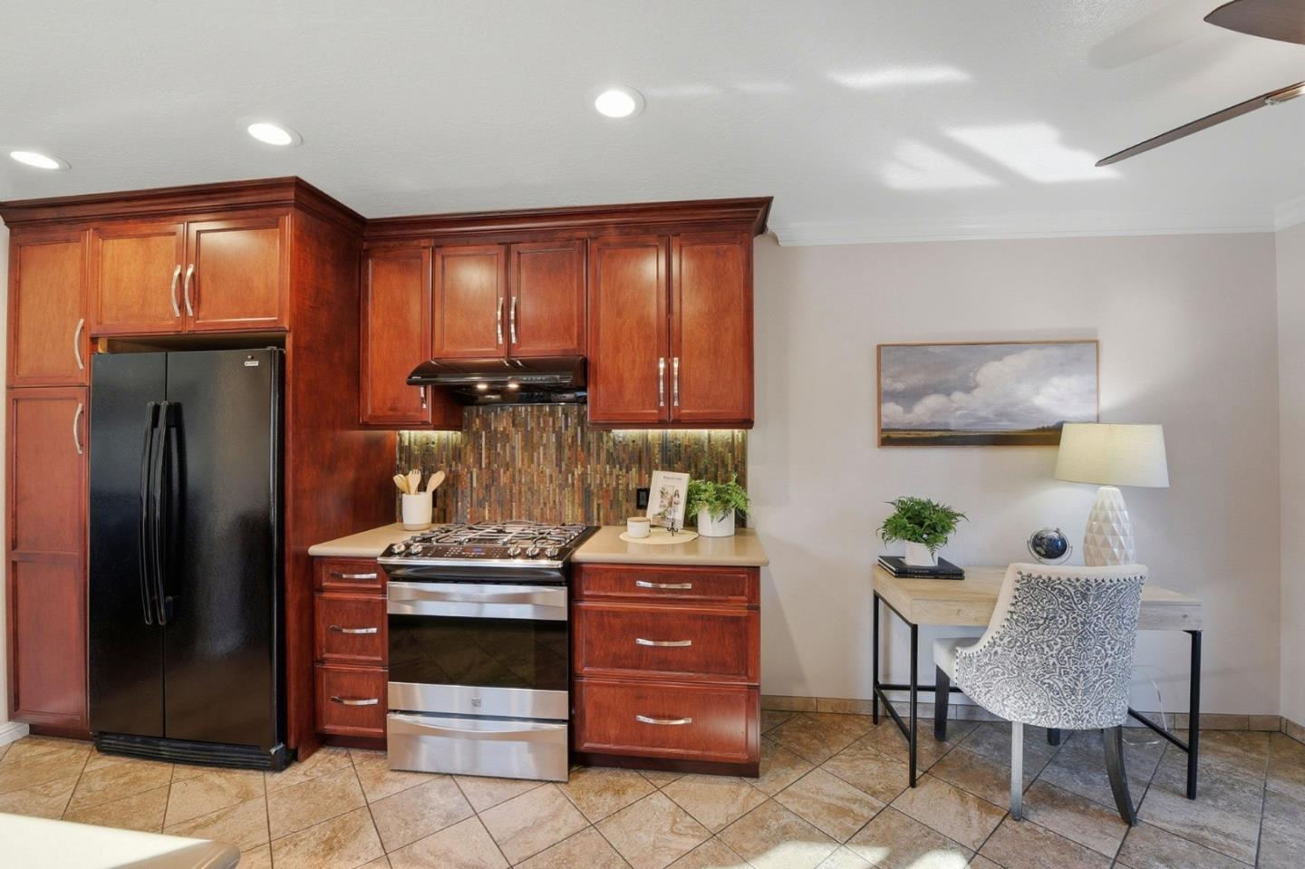 Detail Gallery Image 15 of 40 For 18597 Paseo Pueblo, Saratoga,  CA 95070 - 3 Beds | 1/1 Baths