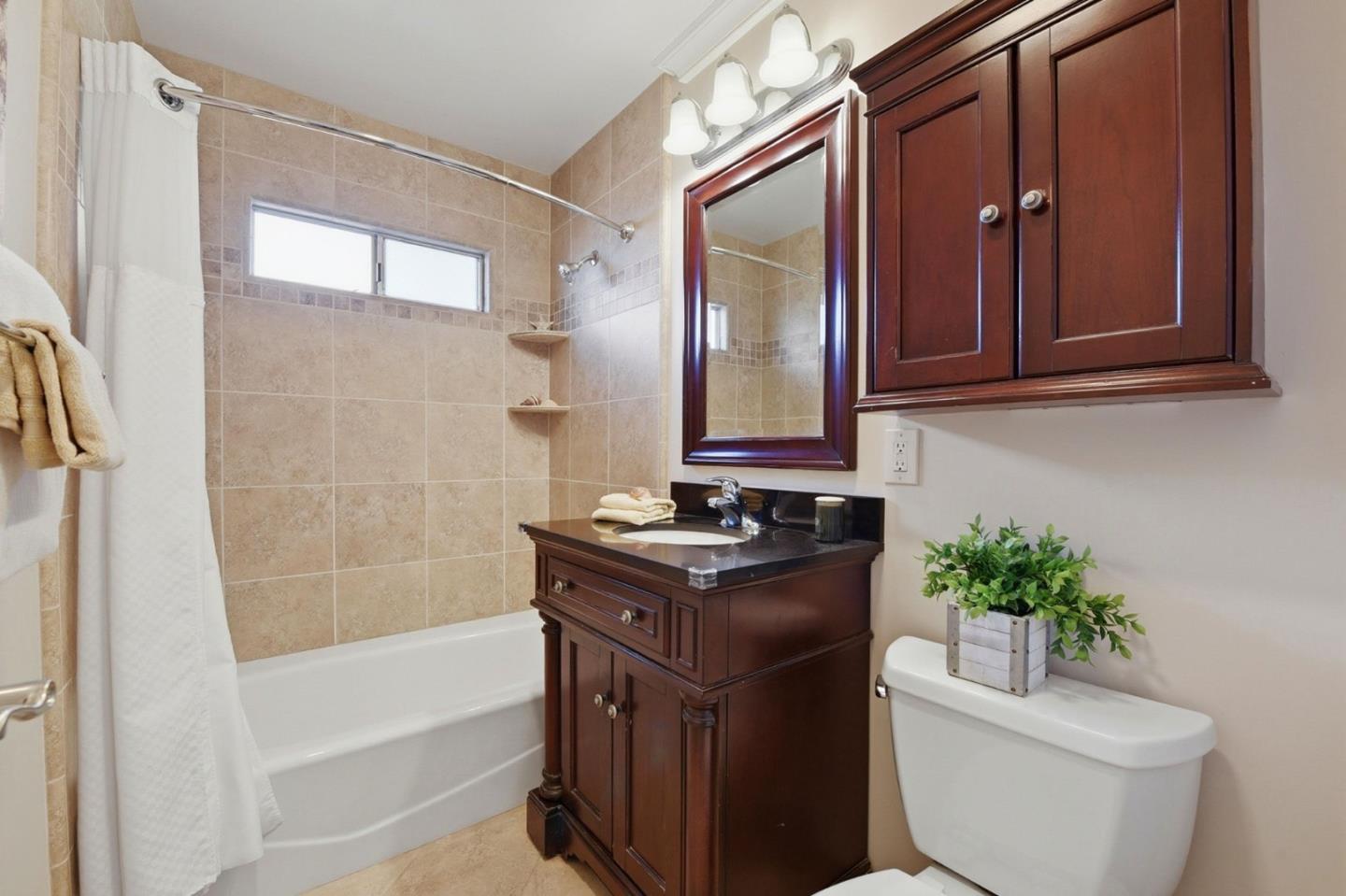 Detail Gallery Image 23 of 40 For 18597 Paseo Pueblo, Saratoga,  CA 95070 - 3 Beds | 1/1 Baths