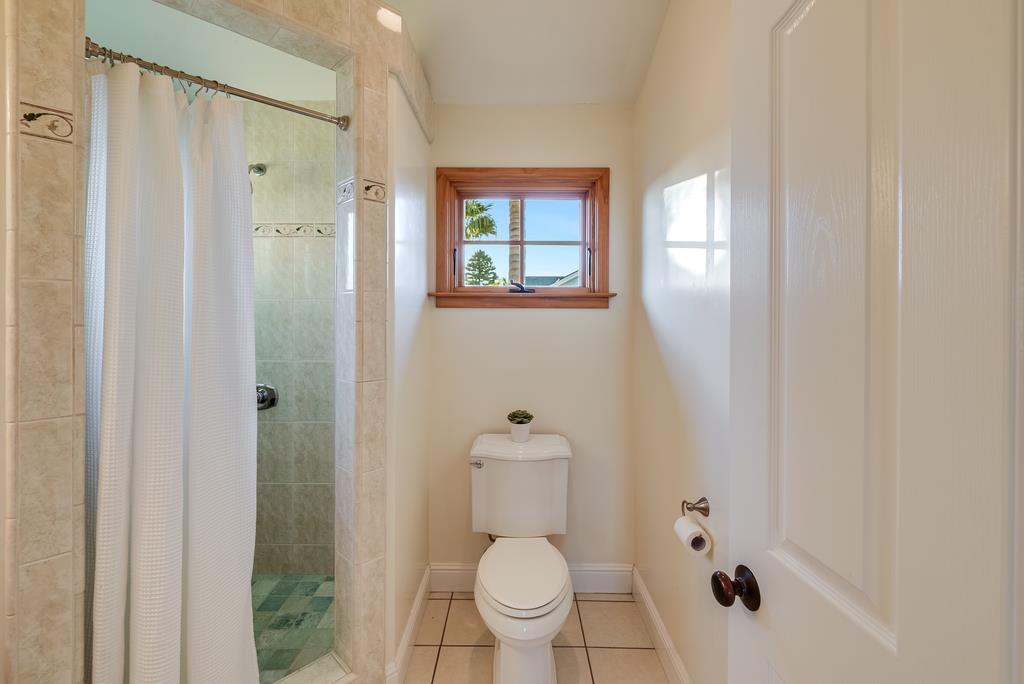 Detail Gallery Image 25 of 62 For 421 Centennial St, Santa Cruz,  CA 95060 - 3 Beds | 4 Baths