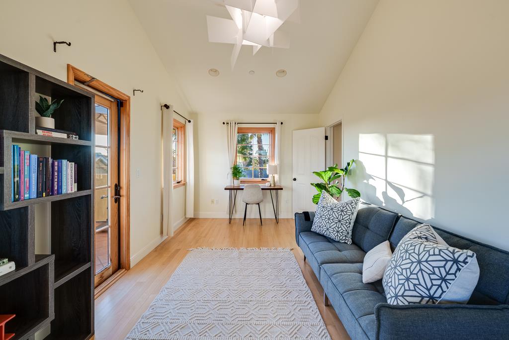 Detail Gallery Image 33 of 62 For 421 Centennial St, Santa Cruz,  CA 95060 - 3 Beds | 4 Baths