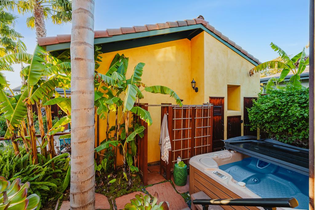 Detail Gallery Image 41 of 62 For 421 Centennial St, Santa Cruz,  CA 95060 - 3 Beds | 4 Baths