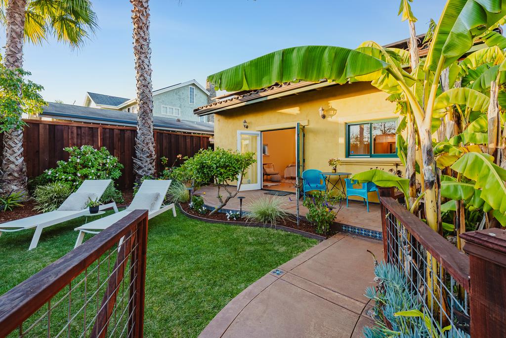 Detail Gallery Image 46 of 62 For 421 Centennial St, Santa Cruz,  CA 95060 - 3 Beds | 4 Baths