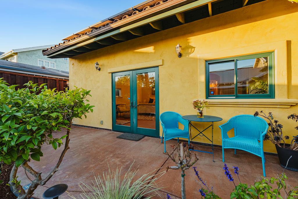 Detail Gallery Image 48 of 62 For 421 Centennial St, Santa Cruz,  CA 95060 - 3 Beds | 4 Baths