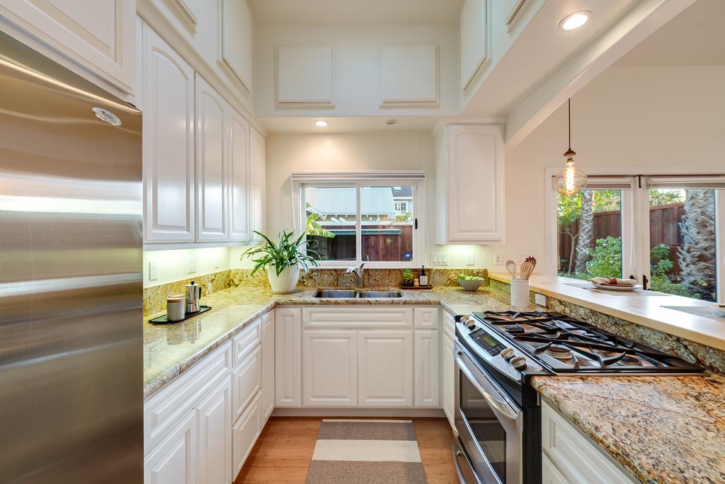 Detail Gallery Image 53 of 62 For 421 Centennial St, Santa Cruz,  CA 95060 - 3 Beds | 4 Baths