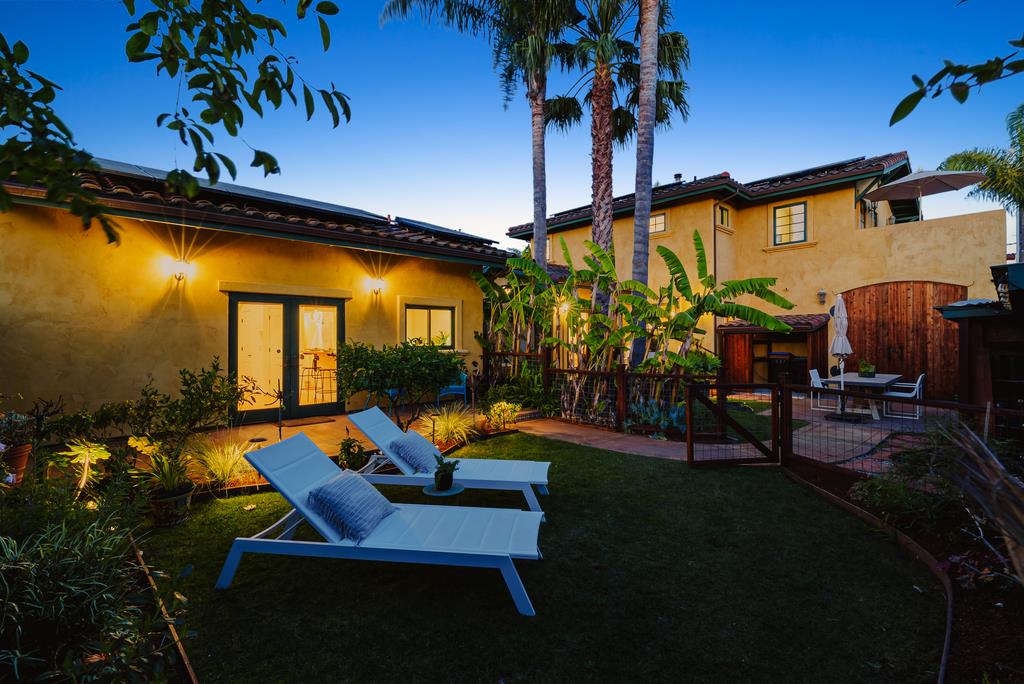 Detail Gallery Image 60 of 62 For 421 Centennial St, Santa Cruz,  CA 95060 - 3 Beds | 4 Baths