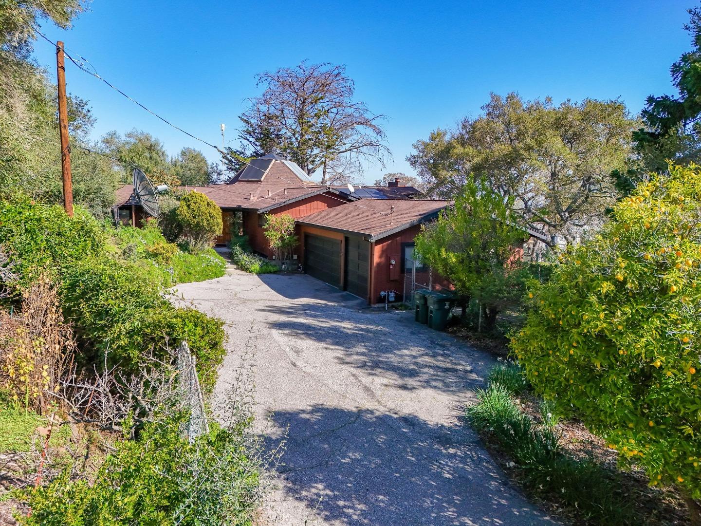 Detail Gallery Image 2 of 84 For 917 Holly Rd, Belmont,  CA 94002 - 4 Beds | 3 Baths