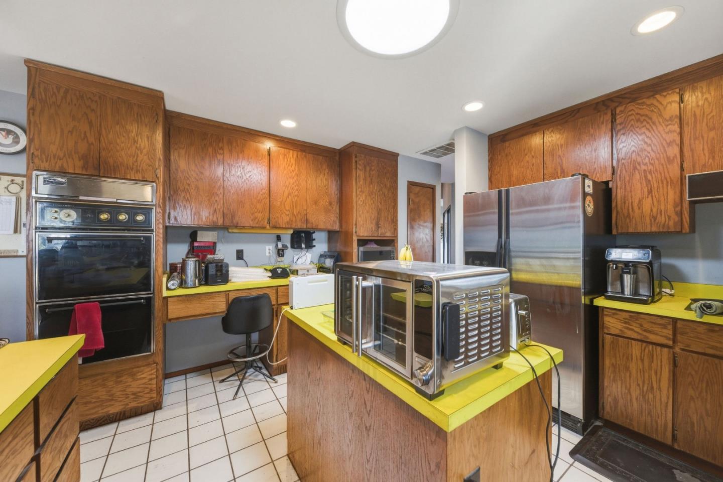 Detail Gallery Image 31 of 84 For 917 Holly Rd, Belmont,  CA 94002 - 4 Beds | 3 Baths