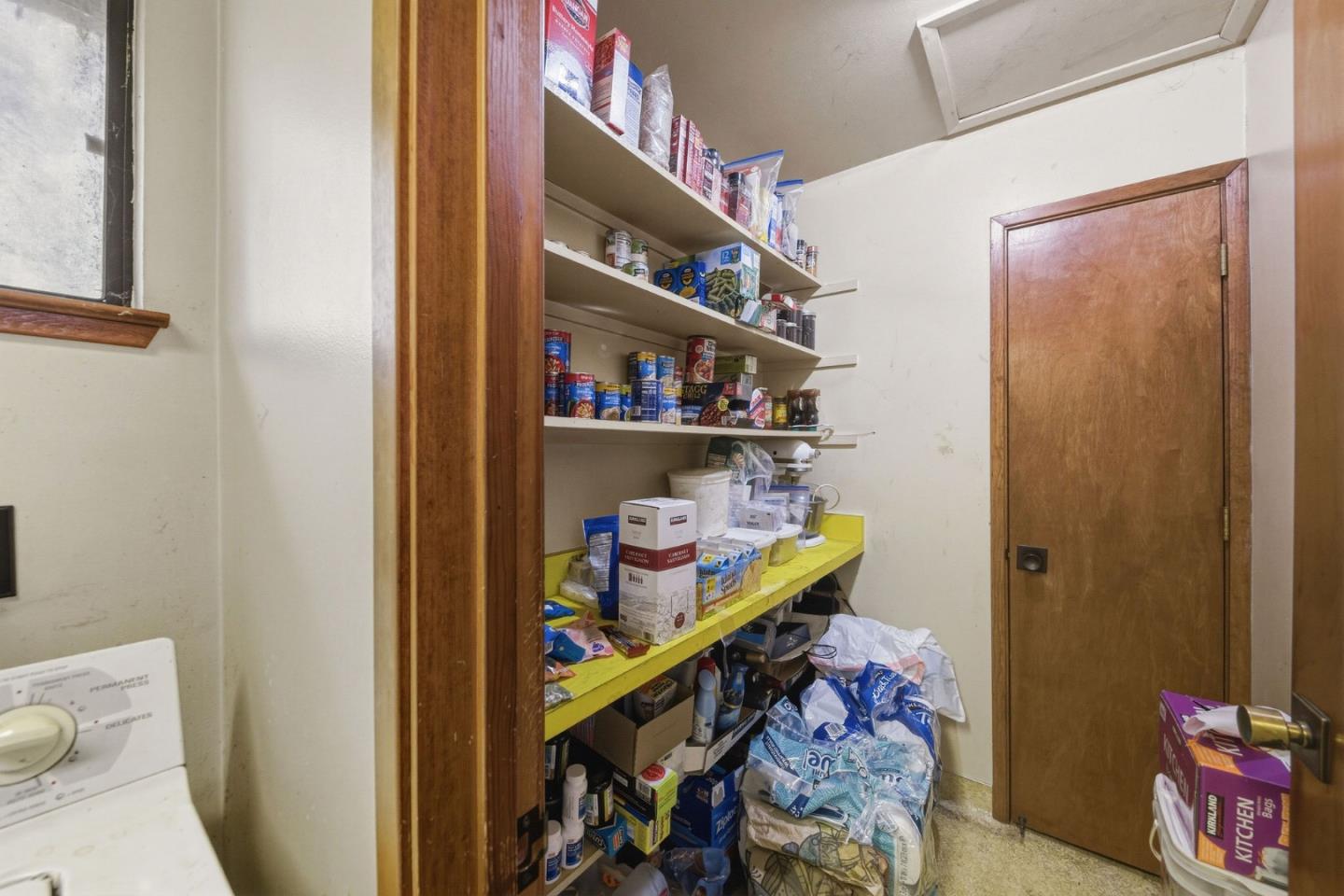 Detail Gallery Image 49 of 84 For 917 Holly Rd, Belmont,  CA 94002 - 4 Beds | 3 Baths