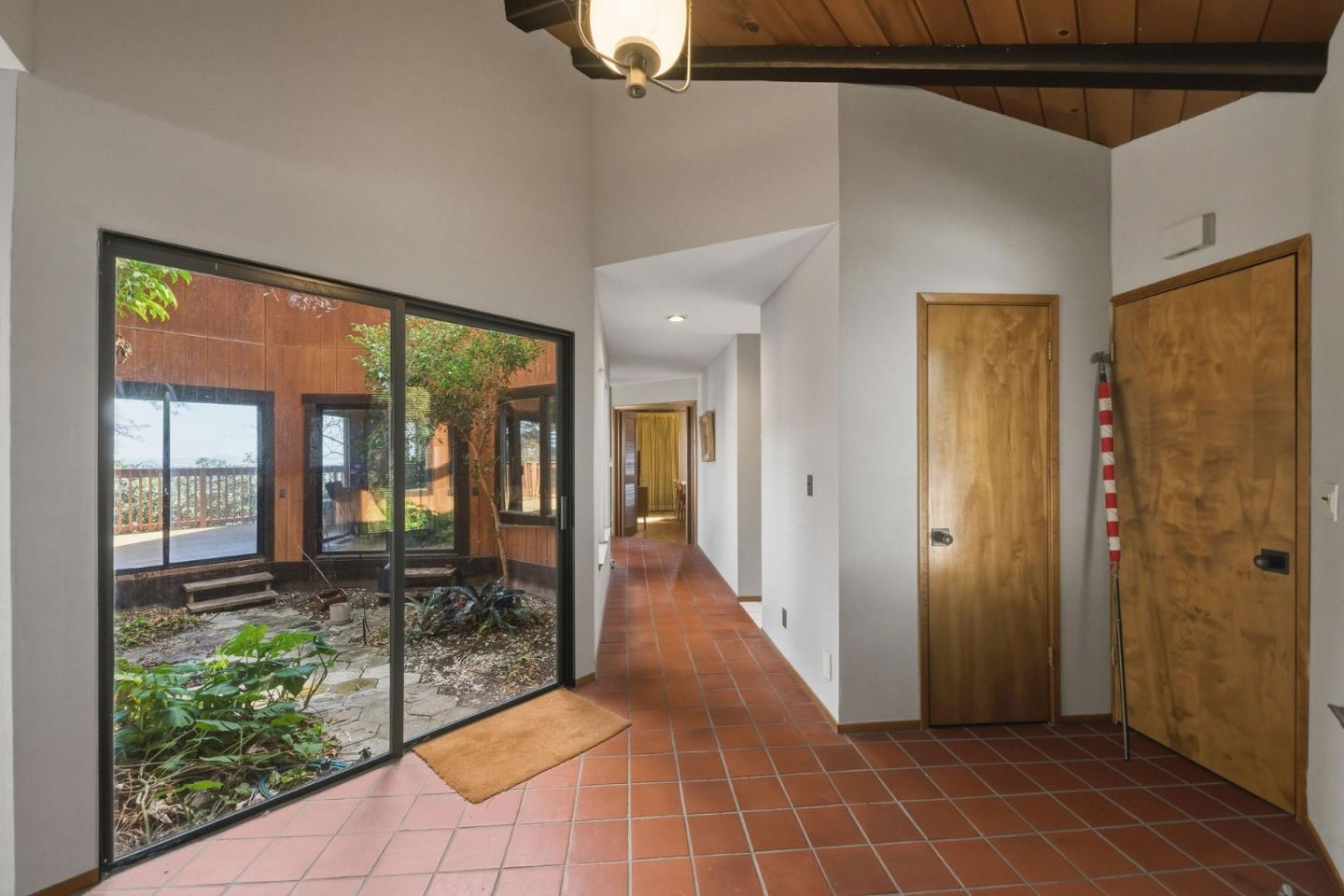 Detail Gallery Image 52 of 84 For 917 Holly Rd, Belmont,  CA 94002 - 4 Beds | 3 Baths