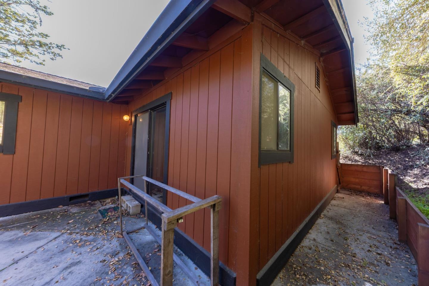 Detail Gallery Image 64 of 84 For 917 Holly Rd, Belmont,  CA 94002 - 4 Beds | 3 Baths