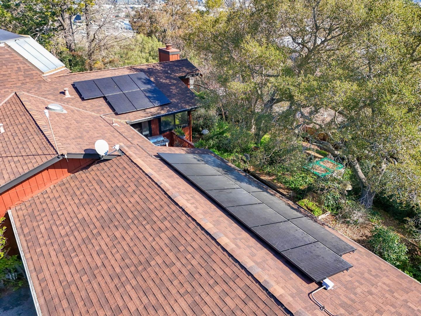 Detail Gallery Image 79 of 84 For 917 Holly Rd, Belmont,  CA 94002 - 4 Beds | 3 Baths