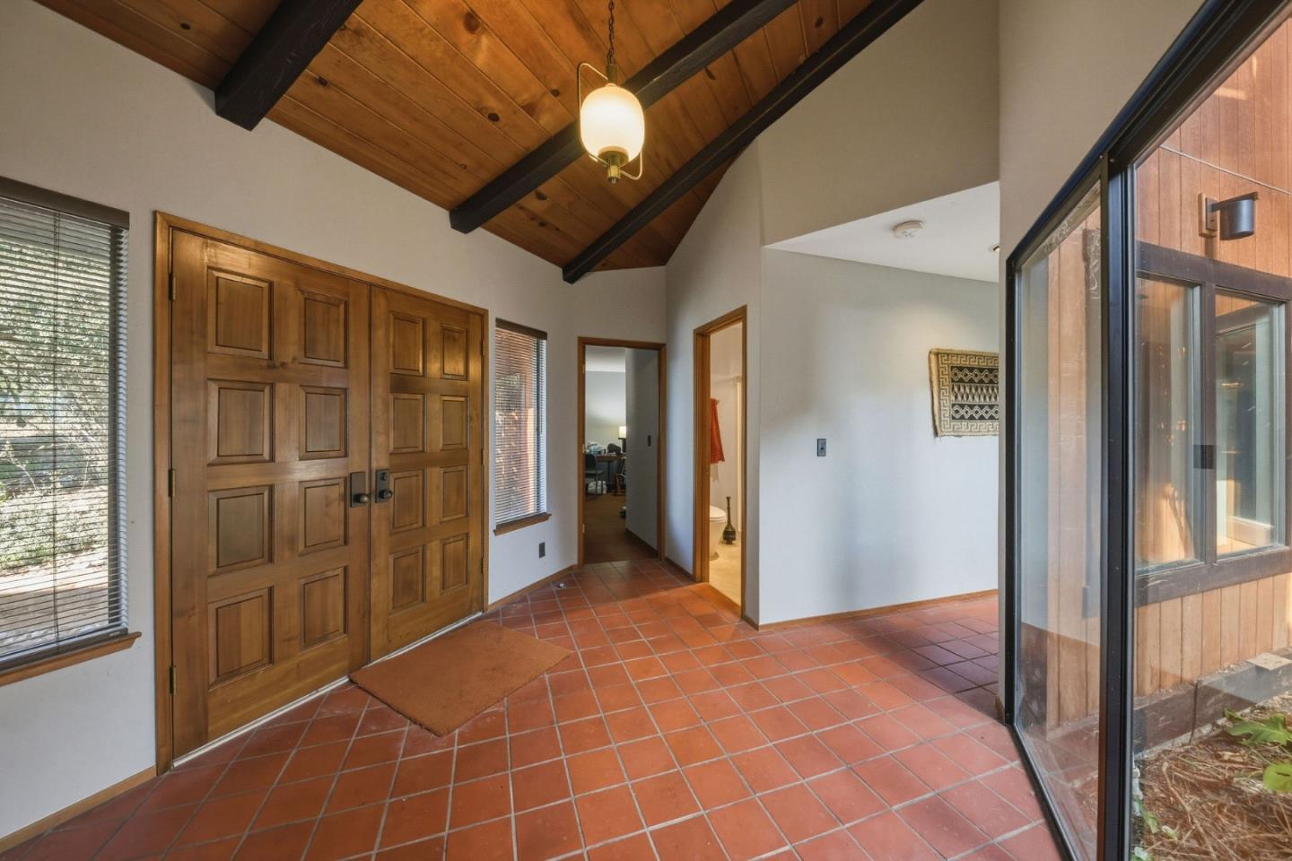 Detail Gallery Image 9 of 84 For 917 Holly Rd, Belmont,  CA 94002 - 4 Beds | 3 Baths