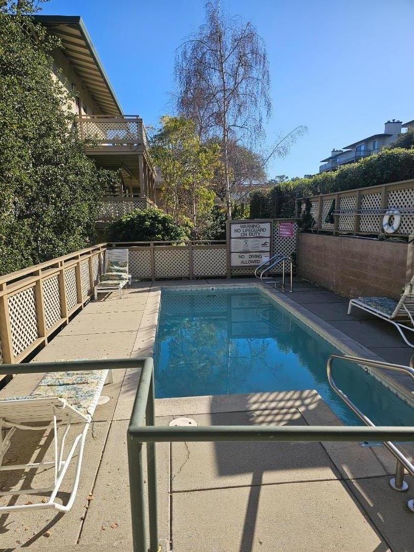 Detail Gallery Image 12 of 13 For 521 Quail Run Ct, Del Rey Oaks,  CA 93940 - 1 Beds | 1 Baths