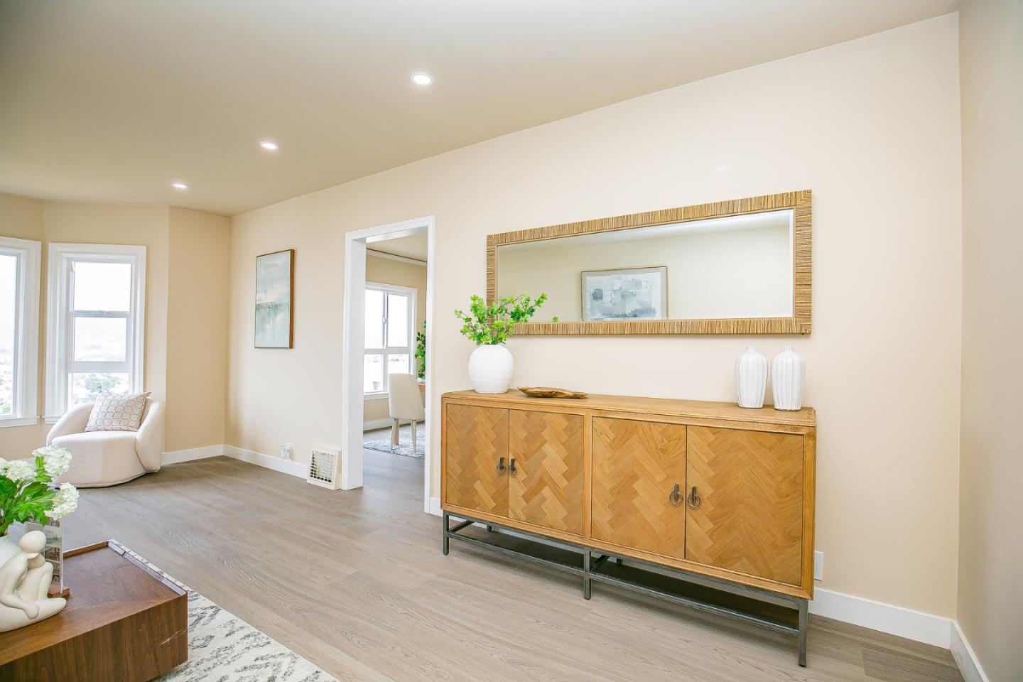 Detail Gallery Image 11 of 79 For 224 Shields St, San Francisco,  CA 94132 - 3 Beds | 4 Baths