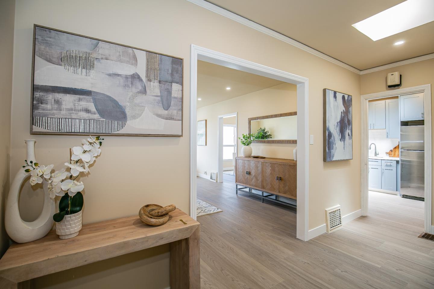Detail Gallery Image 6 of 79 For 224 Shields St, San Francisco,  CA 94132 - 3 Beds | 4 Baths