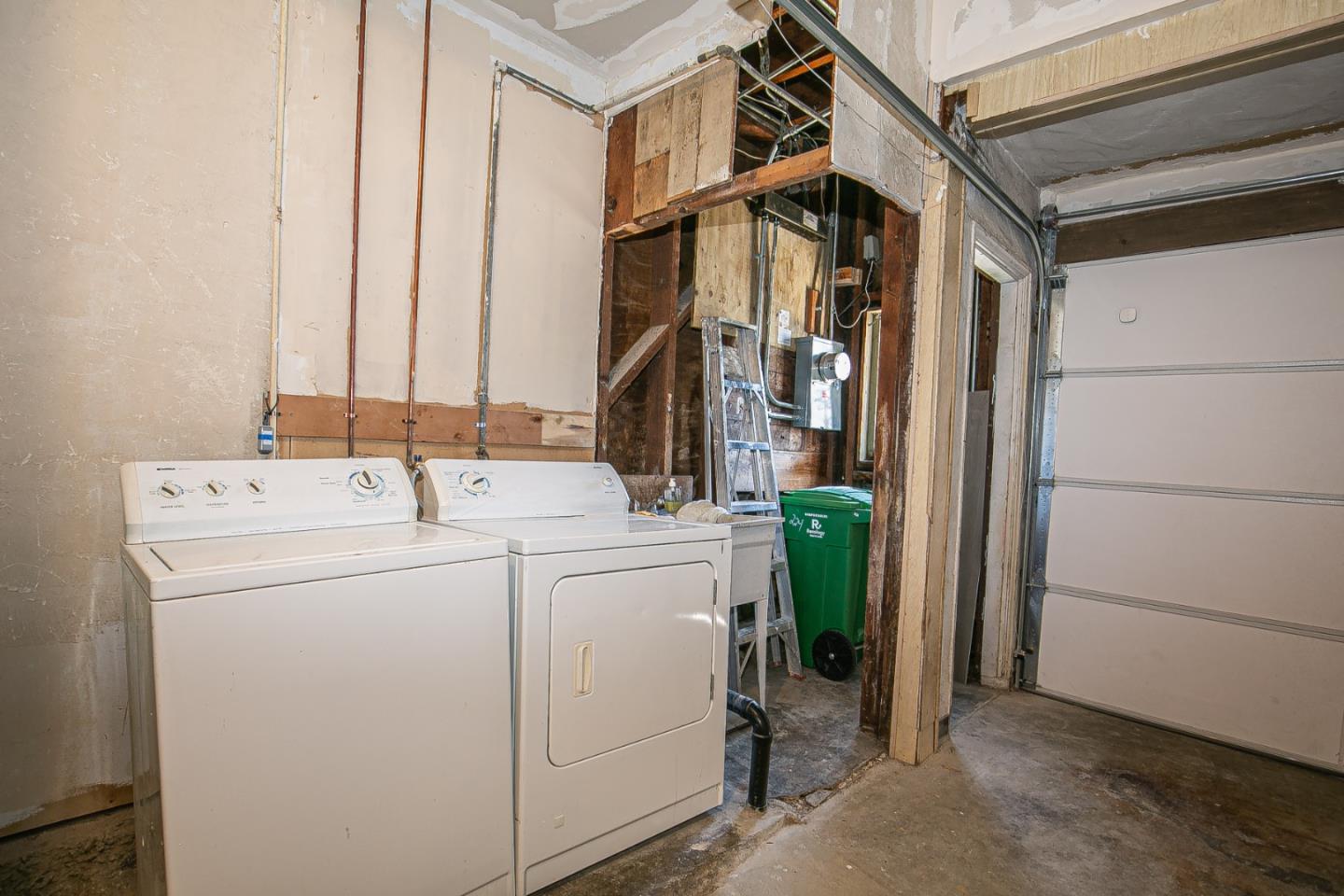 Detail Gallery Image 76 of 79 For 224 Shields St, San Francisco,  CA 94132 - 3 Beds | 4 Baths