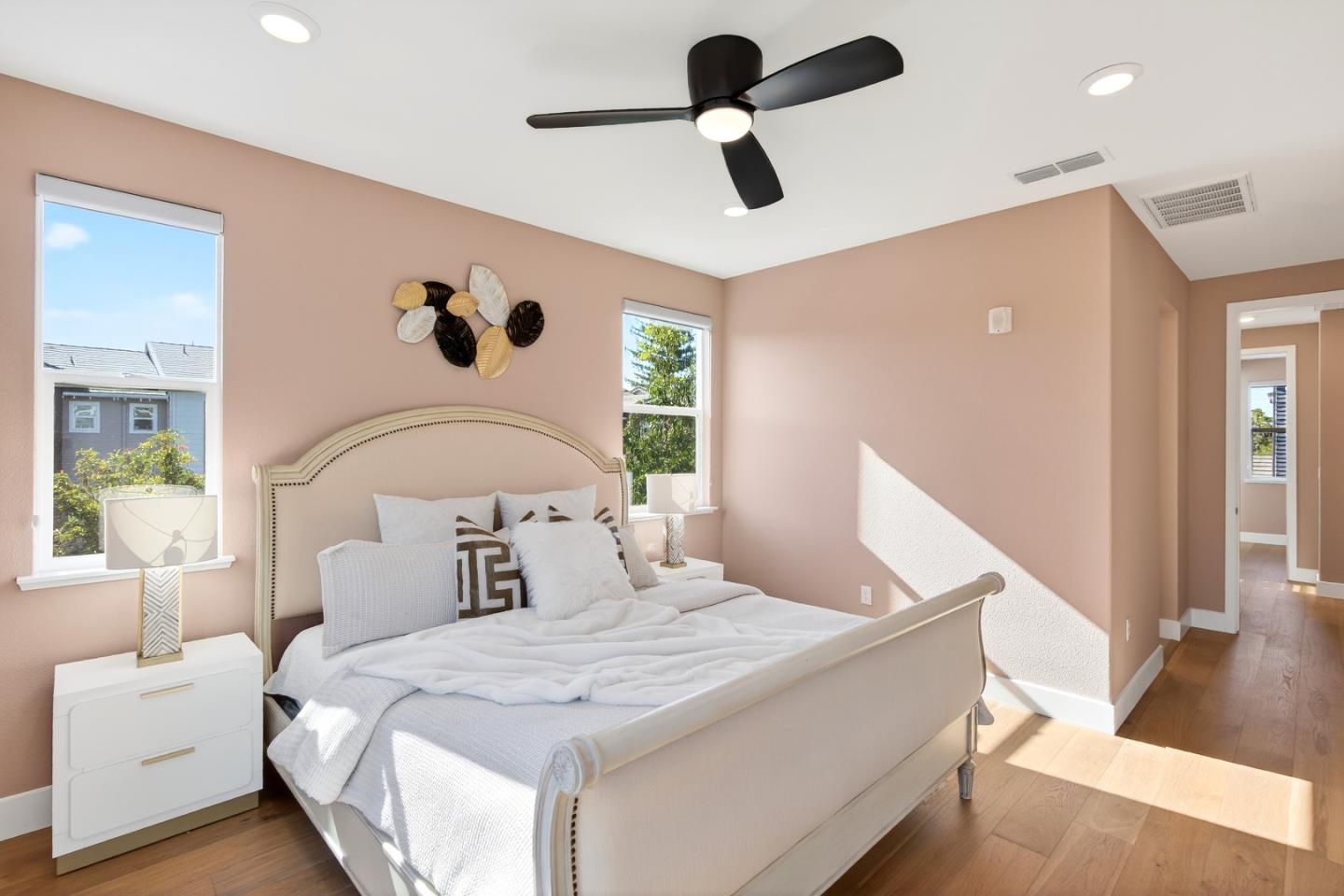 Detail Gallery Image 22 of 38 For 2268 Mora Pl, Mountain View,  CA 94040 - 3 Beds | 3/1 Baths