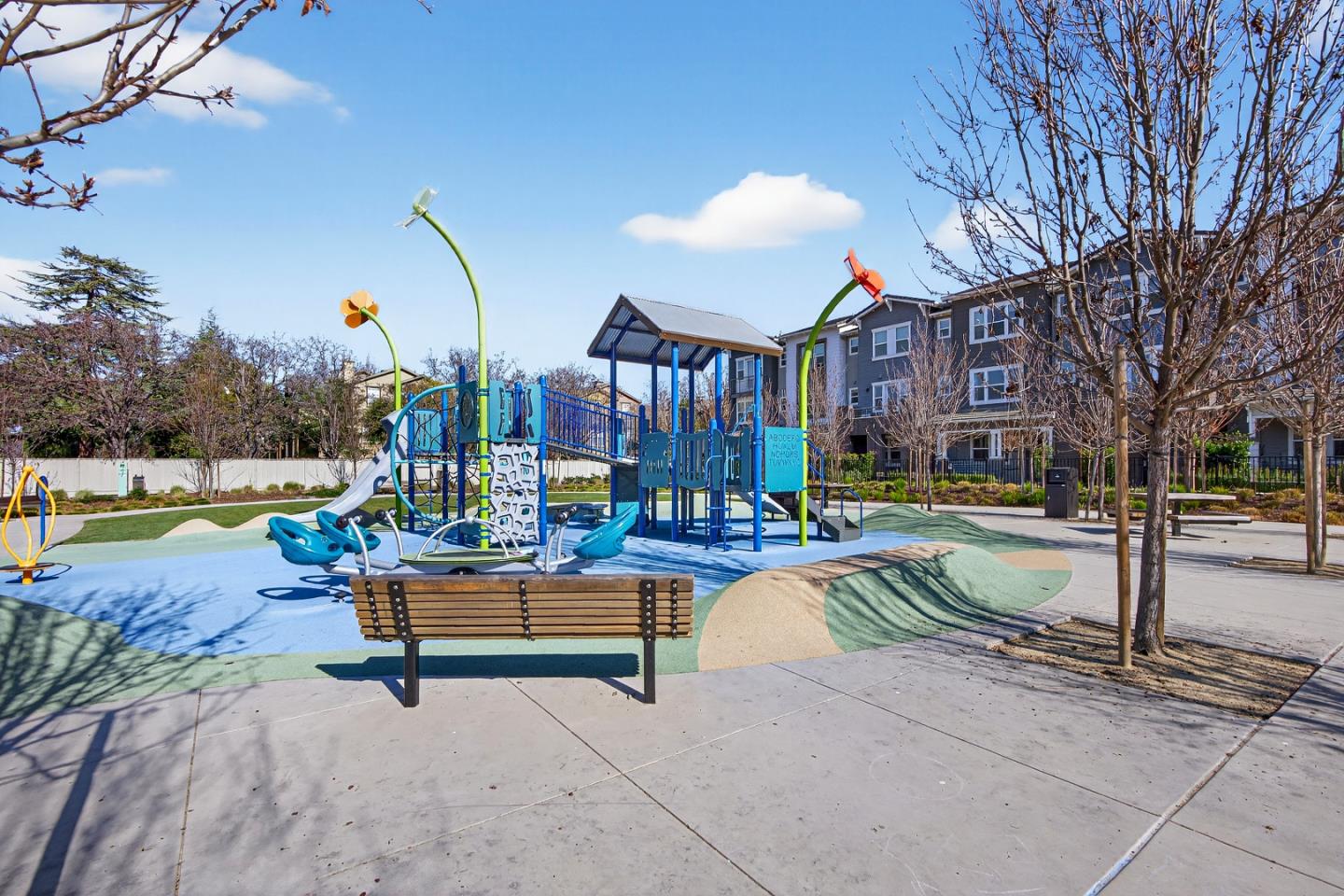 Detail Gallery Image 37 of 38 For 2268 Mora Pl, Mountain View,  CA 94040 - 3 Beds | 3/1 Baths