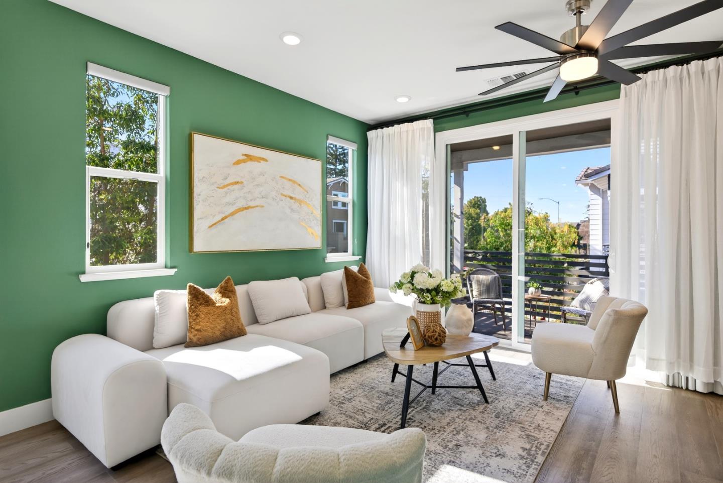 Detail Gallery Image 7 of 38 For 2268 Mora Pl, Mountain View,  CA 94040 - 3 Beds | 3/1 Baths