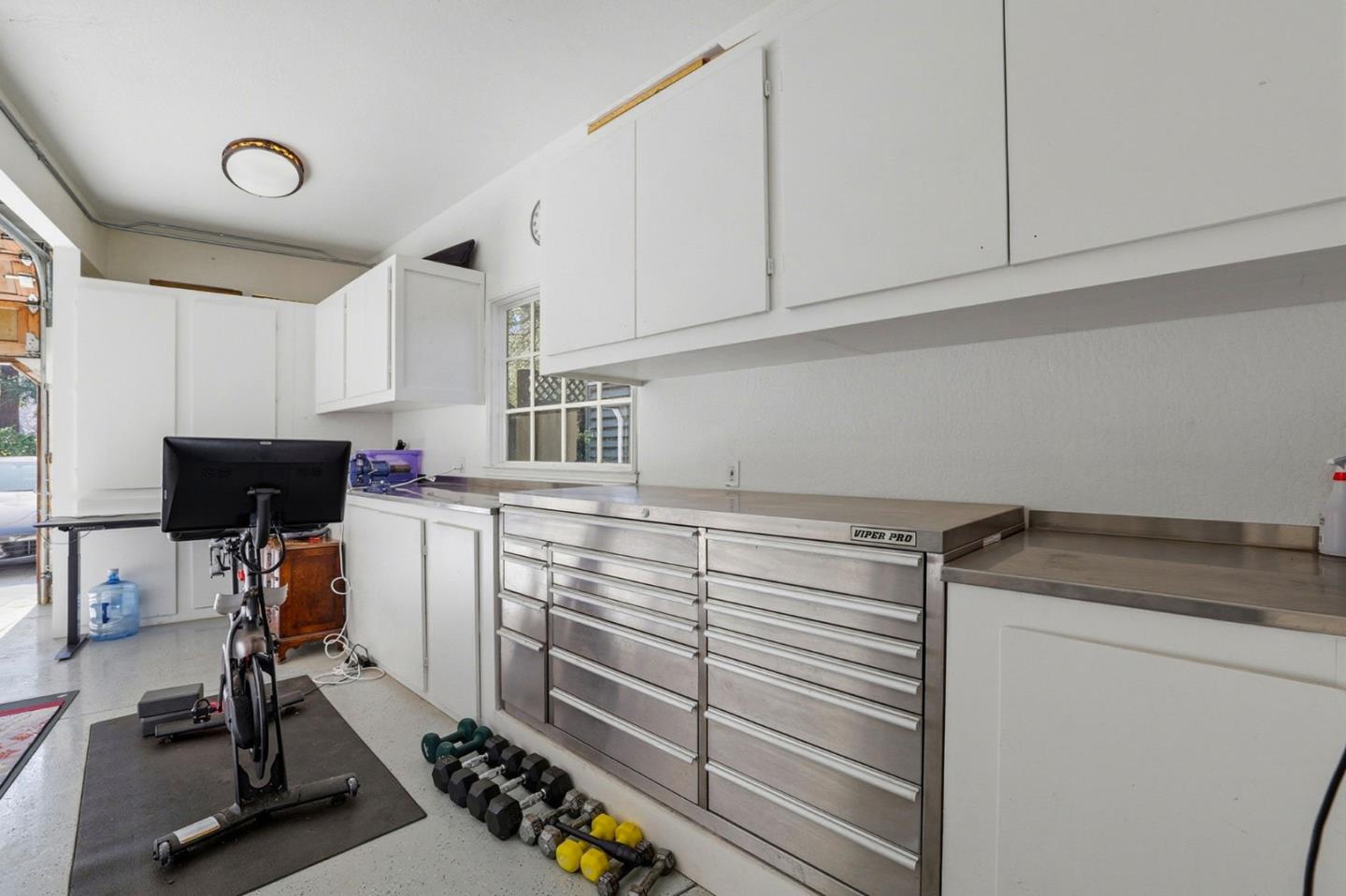 Detail Gallery Image 38 of 55 For 17625 Blanchard Dr, Monte Sereno,  CA 95030 - 4 Beds | 3 Baths