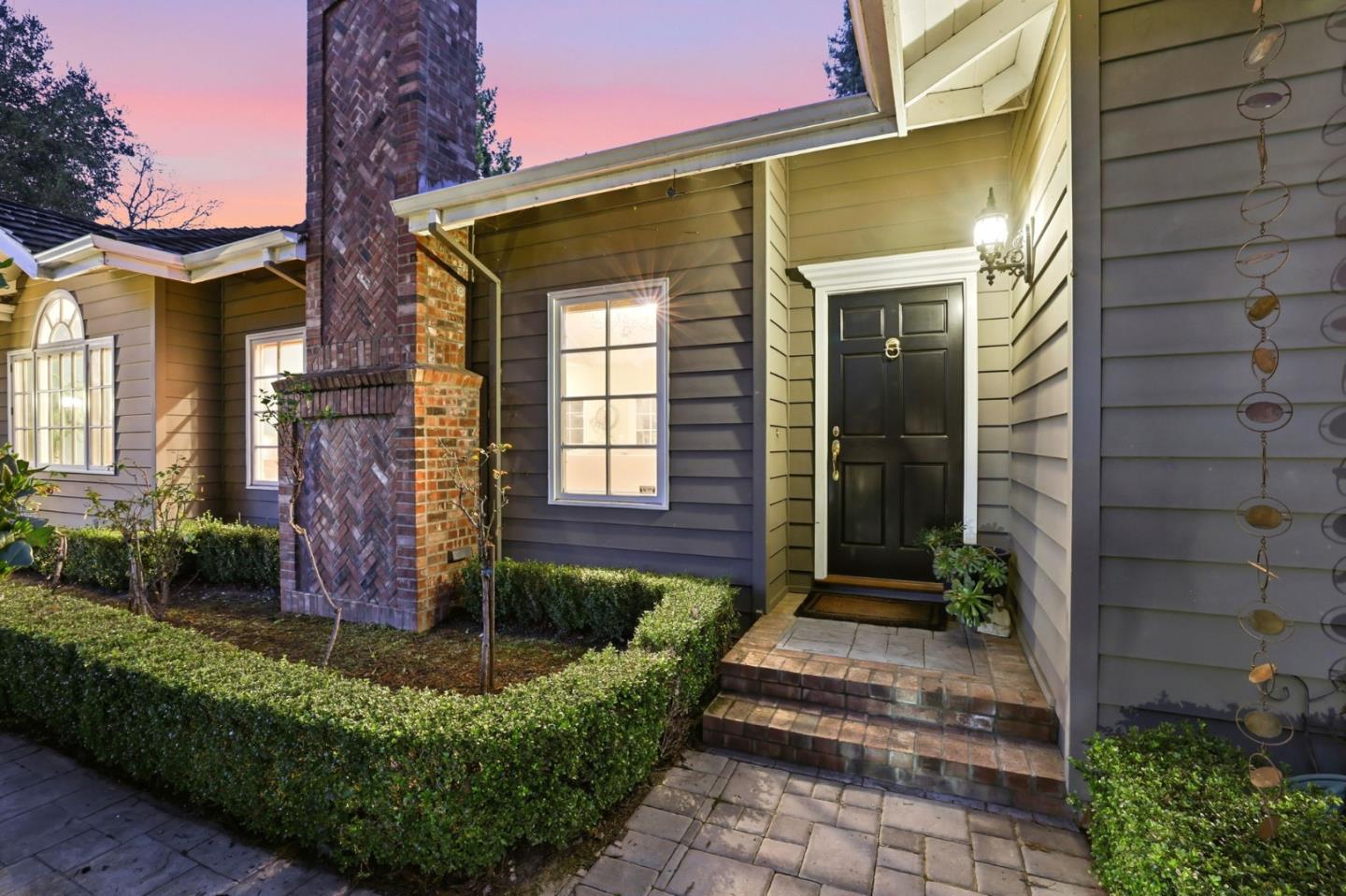 Detail Gallery Image 5 of 55 For 17625 Blanchard Dr, Monte Sereno,  CA 95030 - 4 Beds | 3 Baths